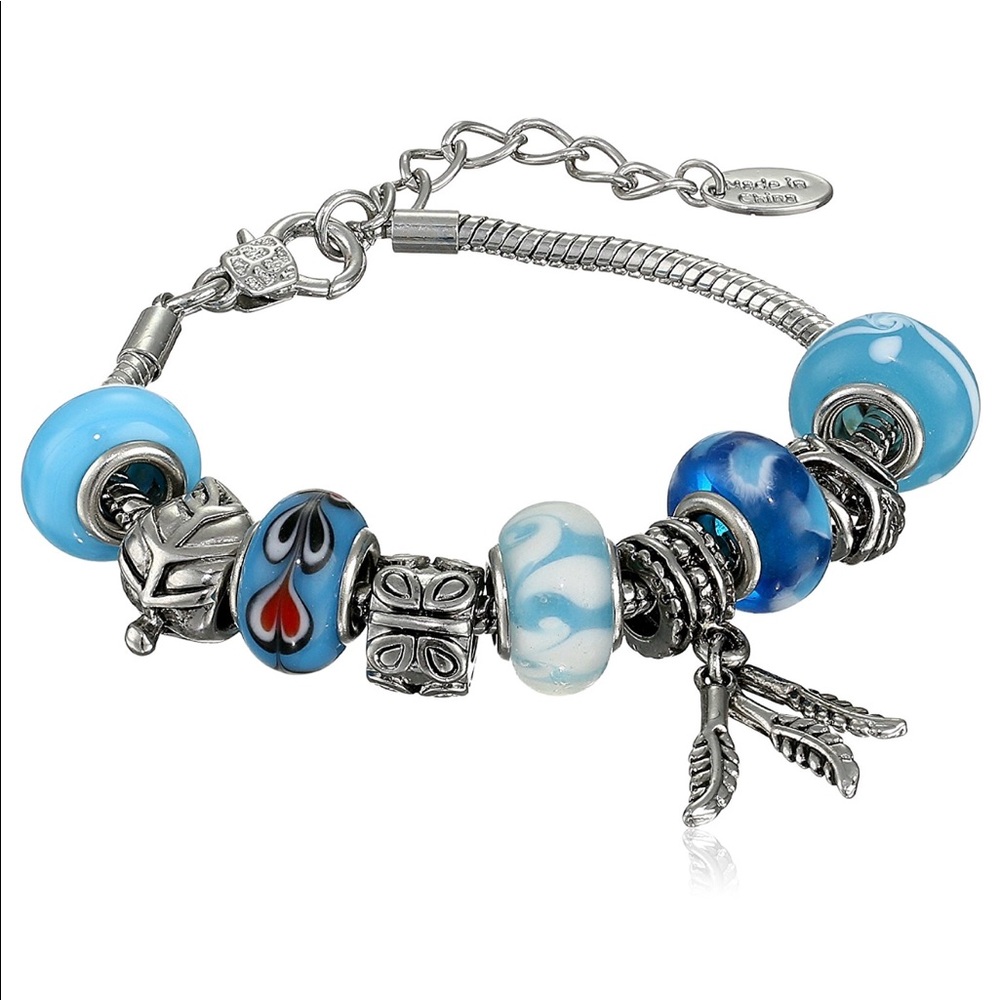 Charm bracelet